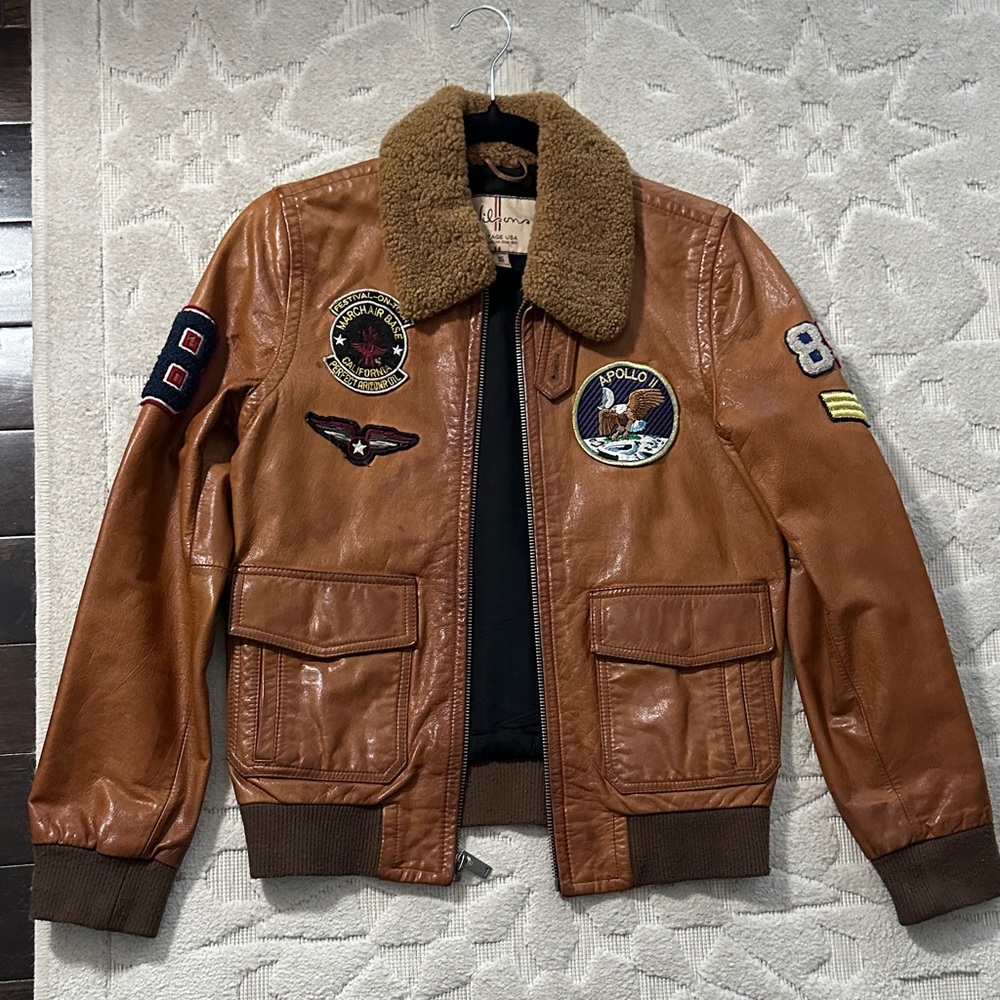 Vintage Wilson’s brown leather flight jacket patches size XS
